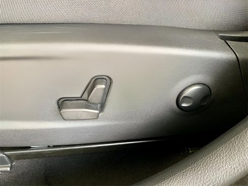 Used 2023 Dodge Charger R/T w/ Blacktop Package image 42