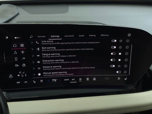 Used 2025 Audi Q6 e-tron Premium Plus image 44