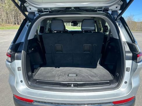 Used 2021 Jeep Grand Cherokee L Limited AWD/4WD image 22