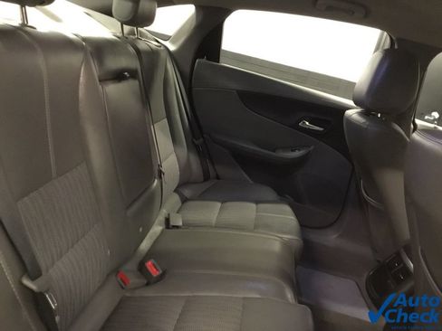 Used 2016 Chevrolet Impala LT FWD image 31