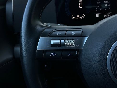 Used 2025 Hyundai Kona SEL image 35