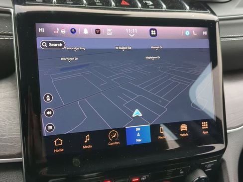 Certified 2024 Jeep Grand Cherokee Limited w/ Black Appearance Package image 28