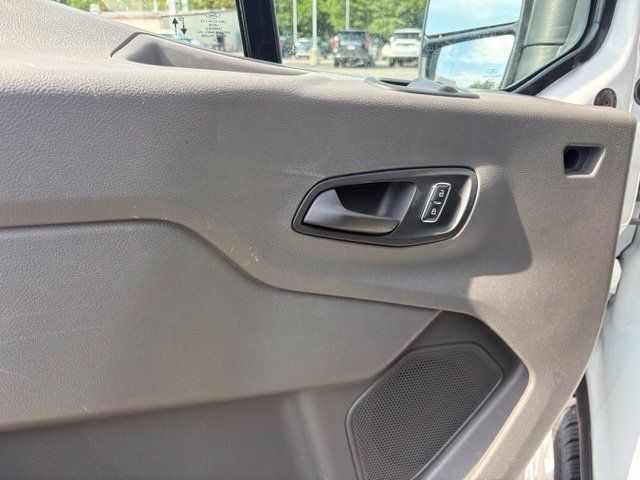 Used 2025 Ford Transit 250 Low Roof w/ Exterior Upgrade Package RWD image 27