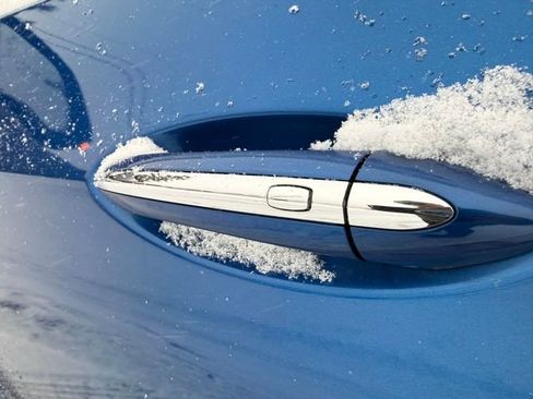 Used 2017 Chevrolet Cruze Premier w/ RS Package image 9