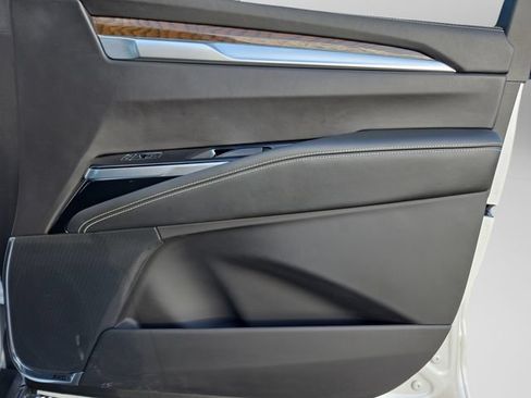 Used 2025 Cadillac Escalade Sport Platinum w/ LPO, ONYX Package AWD/4WD image 35