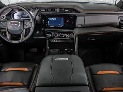 Used 2024 GMC Sierra 2500 AT4 w/ AT4 Premium Plus Package image 13