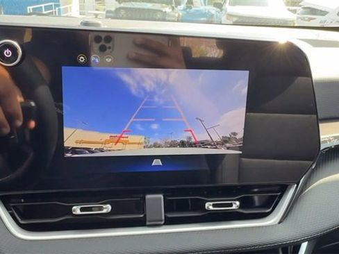 New 2026 Chevrolet Equinox LT w/ Convenience Package II image 18