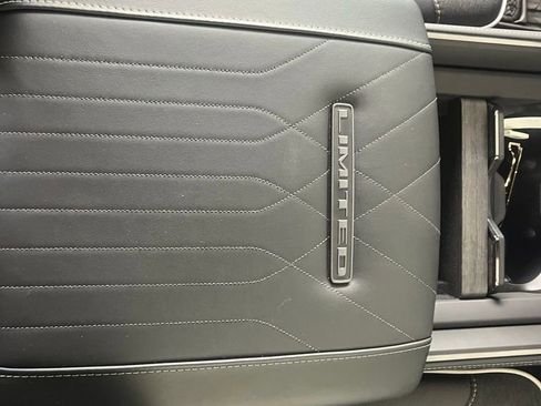 New 2025 RAM 1500 Limited image 32