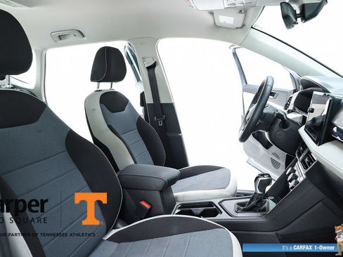 Used 2025 Volkswagen Taos S FWD image 34