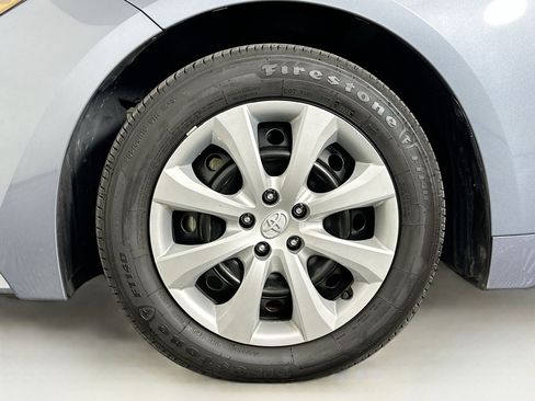 Used 2024 Toyota Corolla LE image 11