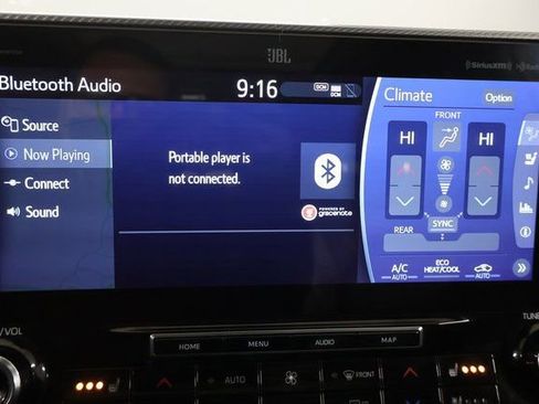 Used 2021 Toyota Highlander Platinum image 25