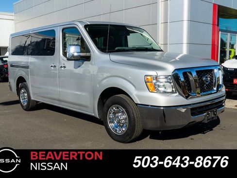 Used 2020 Nissan NV 3500 SV RWD image 1