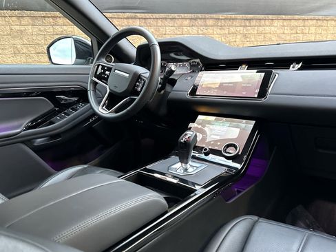 Certified 2023 Land Rover Range Rover Evoque R-Dynamic SE image 10