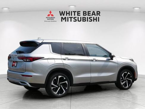 Used 2022 Mitsubishi Outlander SE AWD/4WD image 5
