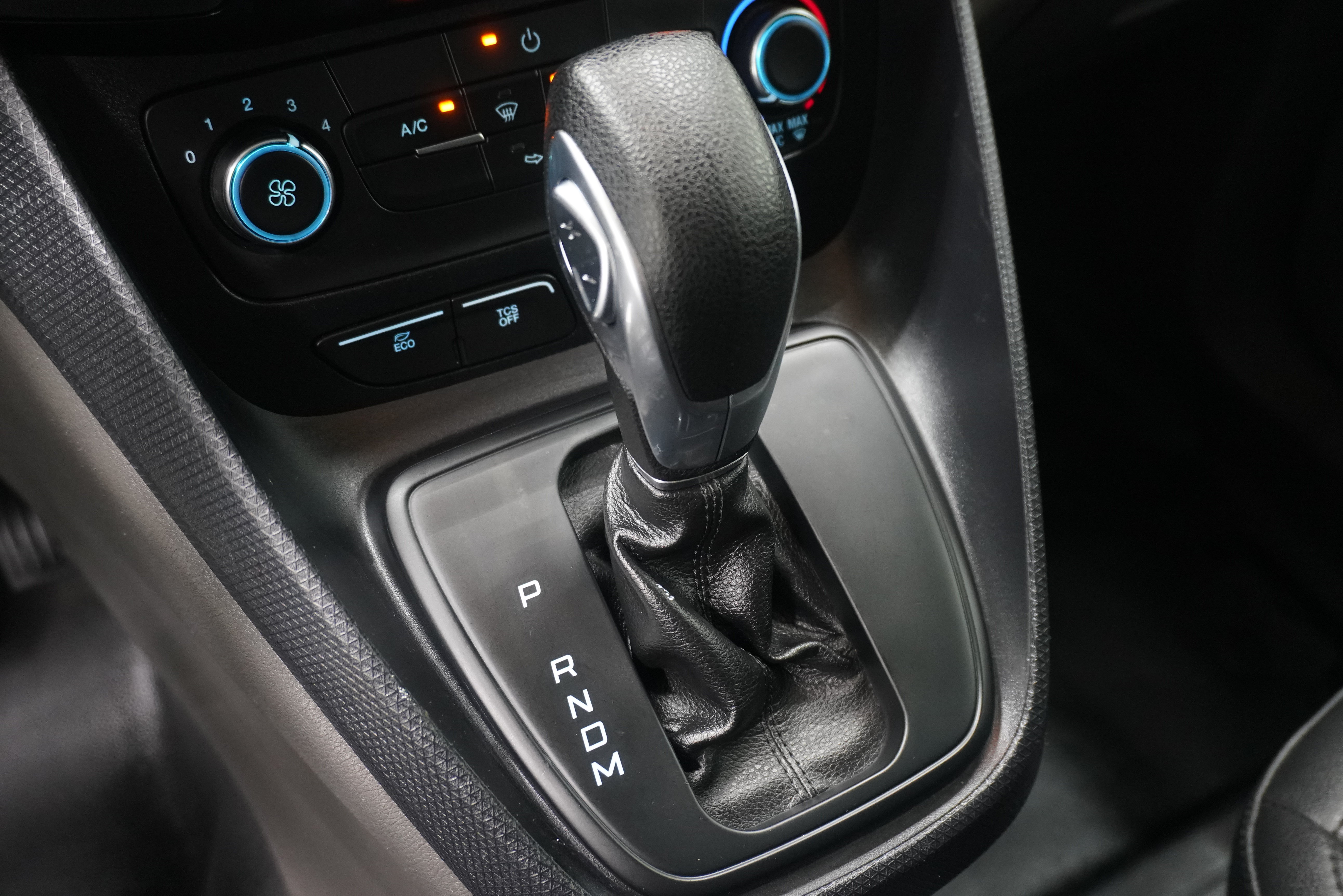 Used 2022 Ford Transit Connect XL FWD image 17