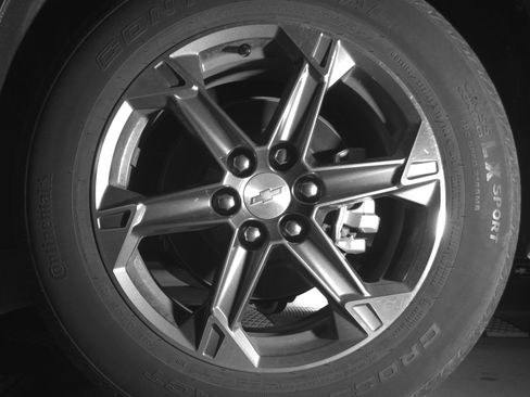 Used 2025 Chevrolet Blazer LT FWD image 14