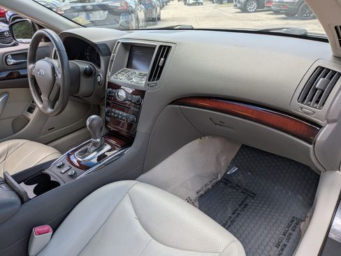 Used 2010 INFINITI G37 x w/ Premium Pkg AWD/4WD image 15