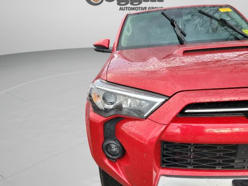 Used 2021 Toyota 4Runner TRD Off-Road Premium image 11