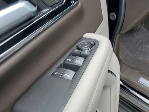 New 2026 GMC Yukon XL Elevation w/ Elevation Premium Package image 18