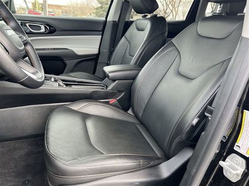 Used 2022 Jeep Compass Limited AWD/4WD image 17