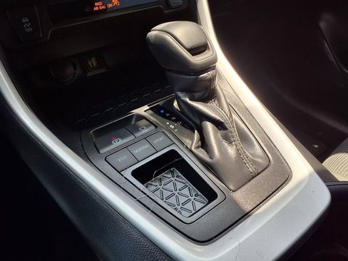 Used 2025 Toyota RAV4 LE FWD image 19