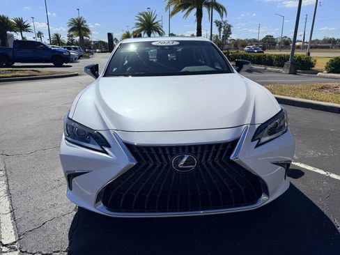 Certified 2023 Lexus ES 300h w/ Premium Package image 16