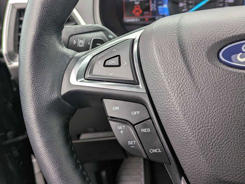 Used 2023 Ford Edge Titanium w/ Class II Trailer Tow Package image 24