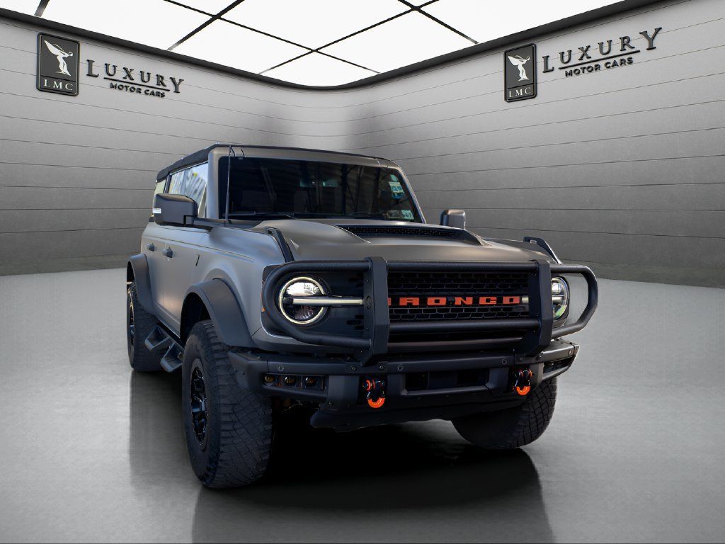 Used 2022 Ford Bronco Badlands AWD/4WD image 1