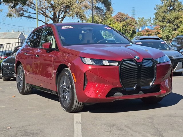 Used 2026 BMW iX xDrive45 AWD/4WD image 3