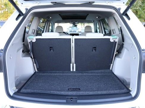 New 2026 Volkswagen Atlas SEL Premium R-Line image 7