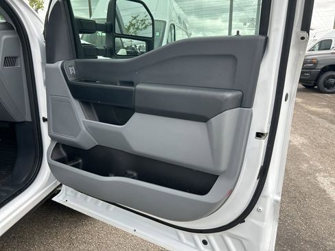 Used 2025 Ford F350 XL image 9