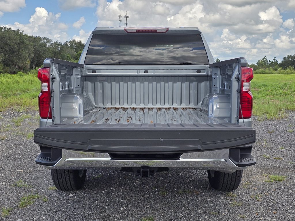 Used 2026 Chevrolet Silverado 1500 LT AWD/4WD image 14