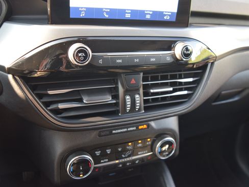 Used 2023 Ford Escape Active AWD/4WD image 14