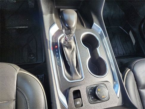 Used 2022 Chevrolet Traverse Premier w/ Redline Edition image 15