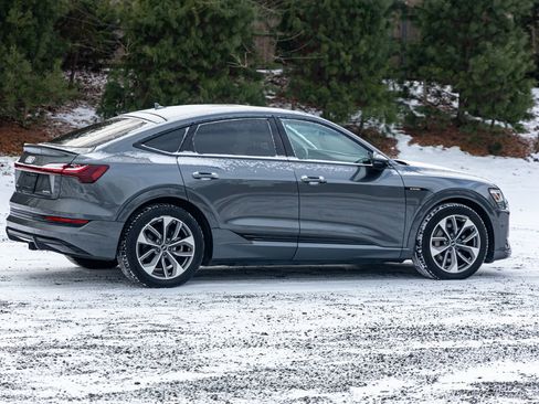 Used 2021 Audi e-tron Premium Plus w/ Premium Plus Package image 9