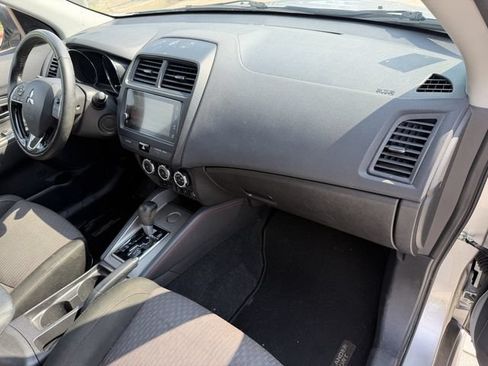 Used 2019 Mitsubishi Outlander Sport SE FWD image 24