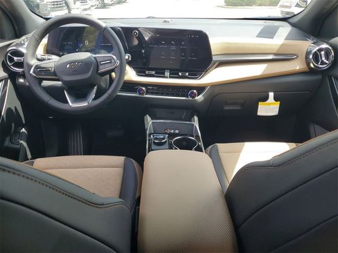 New 2026 Chevrolet Equinox ACTIV w/ Convenience Package III image 14