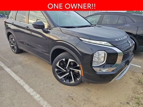 Used 2023 Mitsubishi Outlander SE AWD/4WD image 3