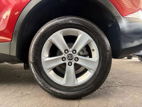 Used 2015 Toyota RAV4 XLE FWD image 21