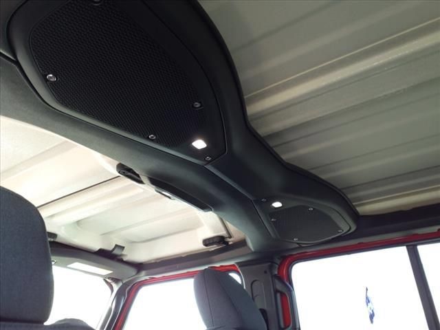 Used 2025 Jeep Wrangler Unlimited Sport AWD/4WD image 6