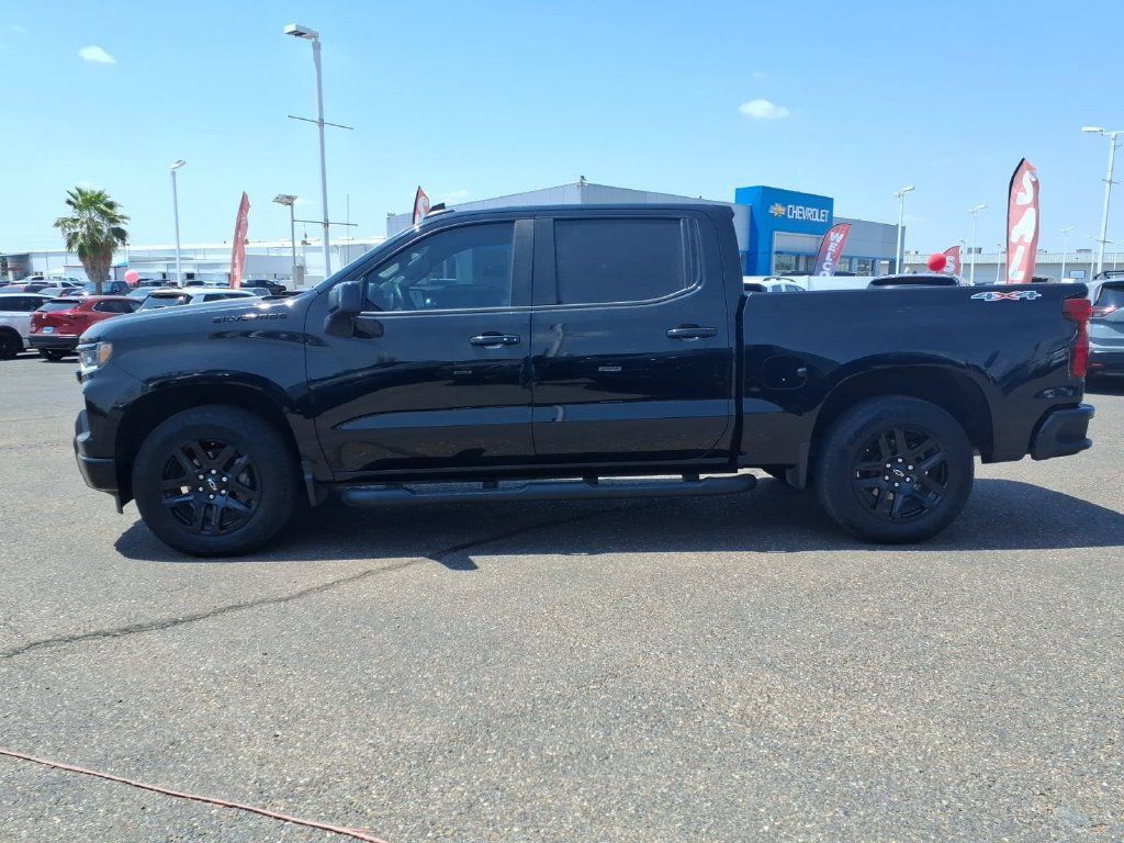Used 2023 Chevrolet Silverado 1500 RST w/ Rally Edition AWD/4WD image 5