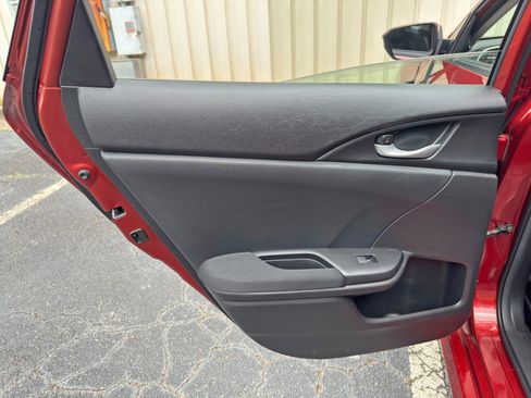 Used 2019 Honda Civic EX image 38