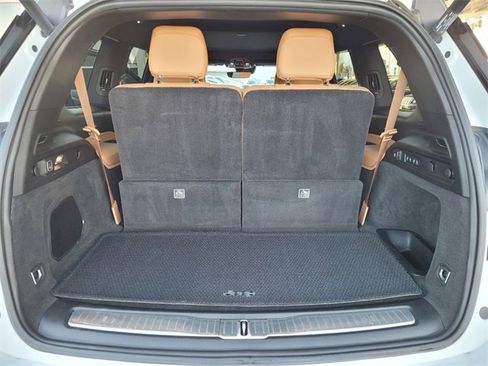 Certified 2021 Jeep Grand Cherokee L Summit w/ Luxury Tech Group V image 19