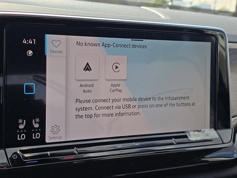 New 2026 Volkswagen Atlas SE image 9