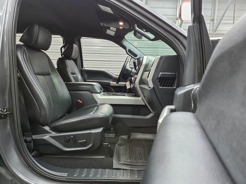 Used 2022 Ford F250 Lariat w/ Lariat Value Package AWD/4WD image 18