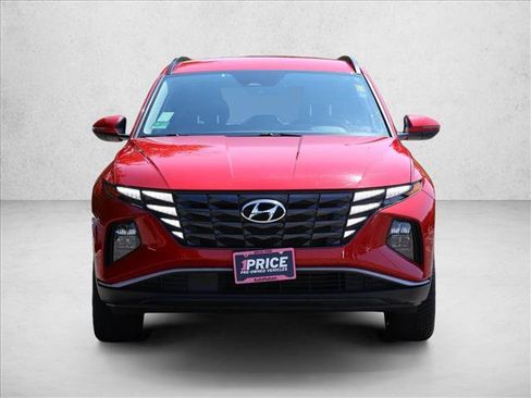 Used 2022 Hyundai Tucson SEL AWD/4WD image 2