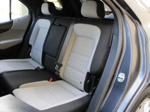 Used 2022 Chevrolet Equinox LT image 10