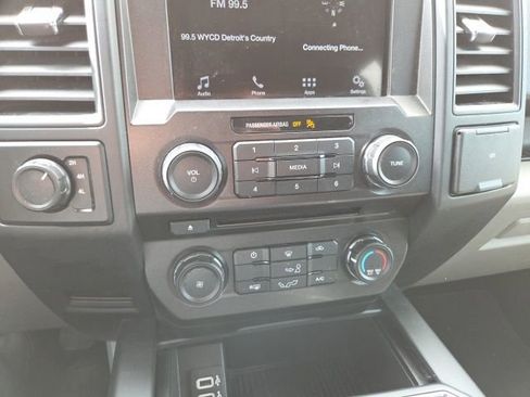 Used 2018 Ford F150 XL w/ Equipment Group 101A Mid AWD/4WD image 19