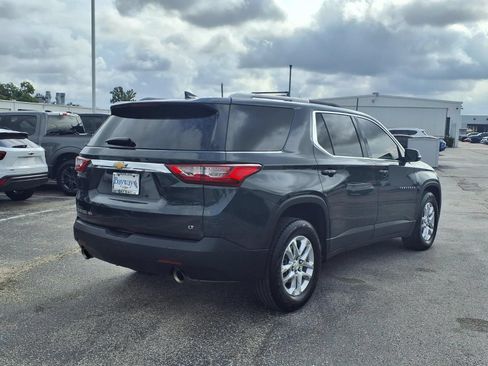 Used 2018 Chevrolet Traverse LT AWD/4WD image 2