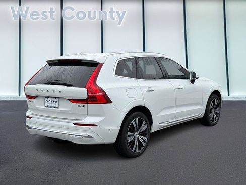 Certified 2023 Volvo XC60 B6 Ultimate w/ Protection Package Premier image 4